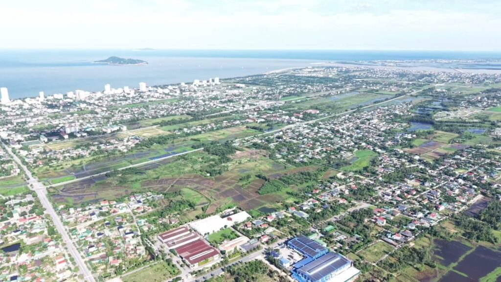 Biệt thự Cửa Lò – dải ven biển Cửa Lò nhìn từ flycam